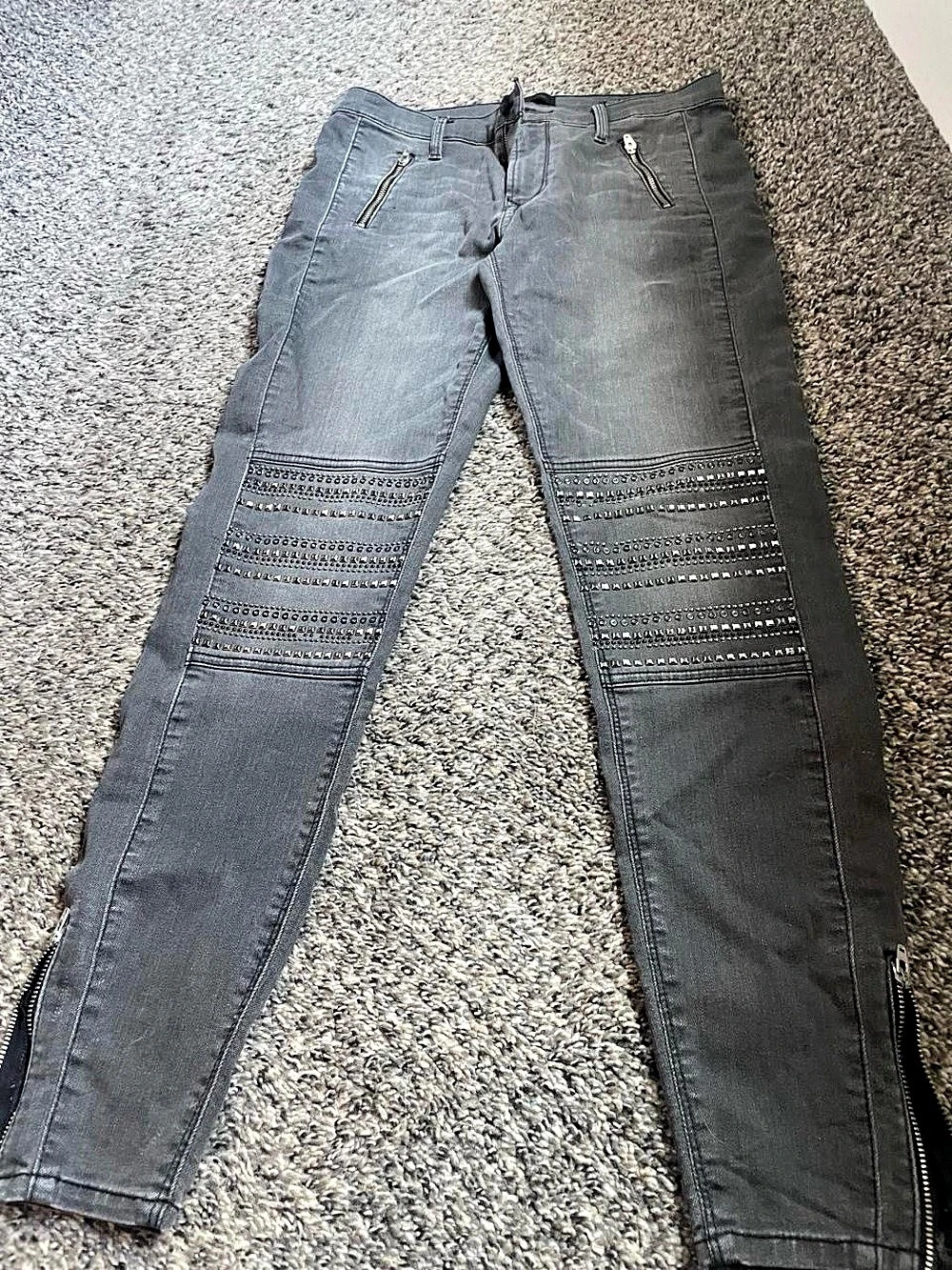Black Orchid Gray Skinny Jeans Like New